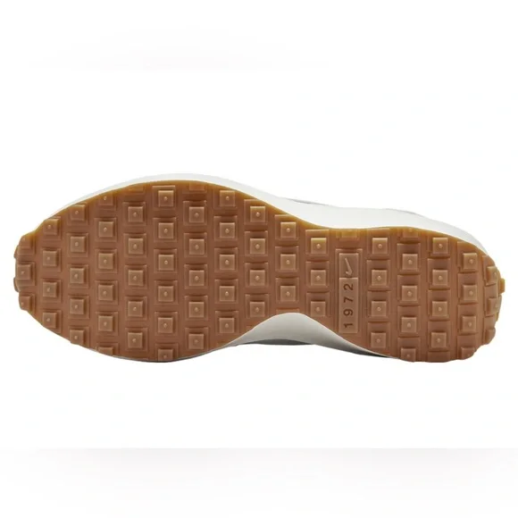 Nike Waffle Debut Women's Shoes Size 8 Light Pumice - Picture 7 of 10